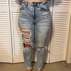 American eagle distressed mom jeans